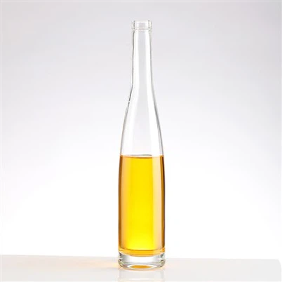 Male staklene boce alkoholnih pića od 200 ml