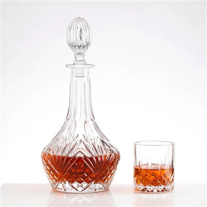 Gravirana boca votke od 750 ml