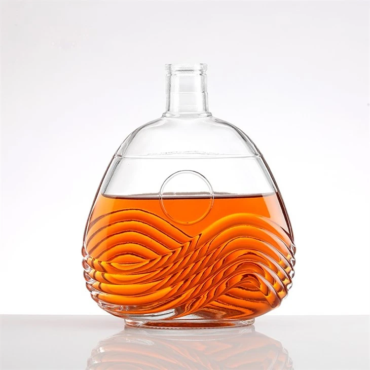 Engraved Pattern Classic XO Bottle 700 ML